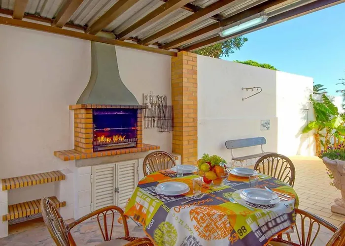 Albuar Mit Eigenem Pool By Interhome