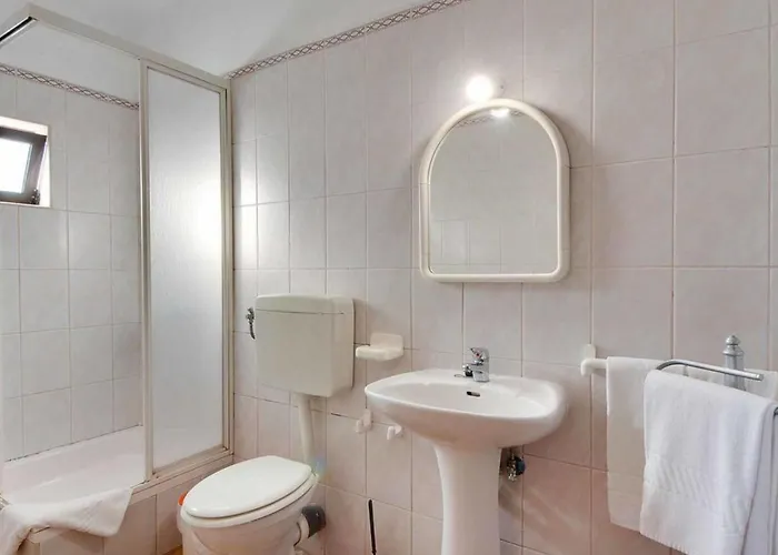 Albuar Mit Eigenem Pool By Interhome *