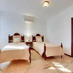 Albuar Mit Eigenem Pool By Interhome بيت للعطل