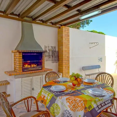 Albuar Mit Eigenem Pool By Interhome